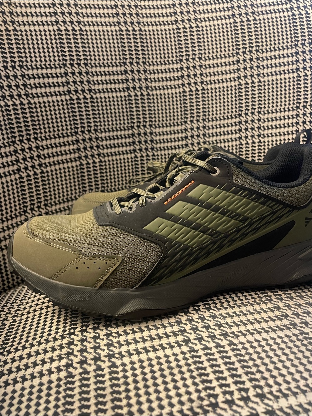 adidas Terrex Men's Olive/Black Trail Sneakers - Picture 6 of 8